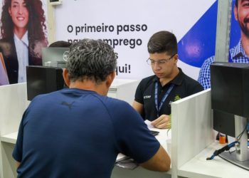Sine Amazonas divulga 300 vagas de emprego para  esta terça-feira