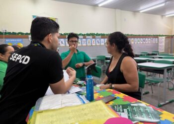 Governo do Amazonas promove primeira roda de conversa  sobre acessibilidade em Libras e atendimento à comunidade surda
