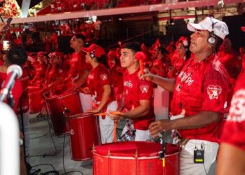 Festival de Parintins 2026: Diretores musicais atuam como  elemento estratégico na sustentação do espetáculo dos bois