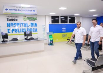 Governador Roberto Cidade vistoria obras da Escola de Saúde  Pública e da Policlínica e Hospital-Dia do Complexo Hospitalar Sul