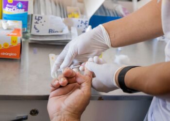 Oferta de teste rápido, vacinação e preservativos é intensificada  pela Prefeitura de Manaus em campanha contra Hepatites Virais